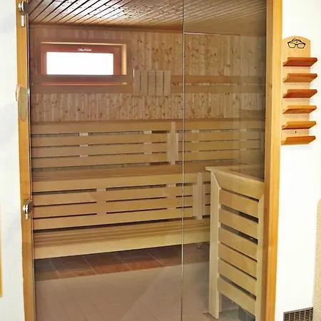 Rosenalm 306 *